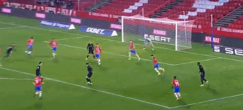 拜仁跟队：凯恩正在全力劝说格伊，希望他能选择加盟拜仁