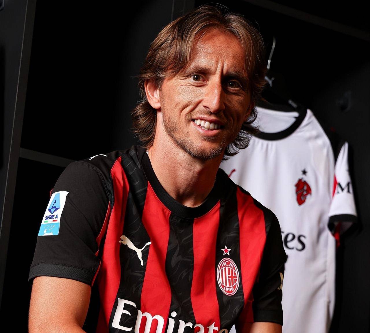 海牛祝贺重庆铜梁龙冲超：愿贵部在2026赛季中超中争创佳绩