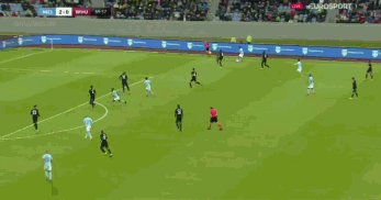 拉菲尼亚否认转会沙特传闻，斥媒体报道不实