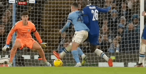 FIFA发布的世界杯赛程以美东时间计算，比北京时间慢12小时