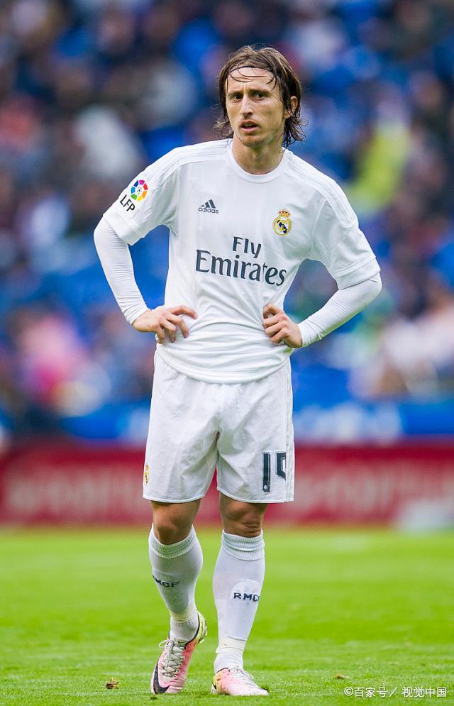 官方：阿贾克斯主帅海廷加下课；带队本赛季欧冠四战全败